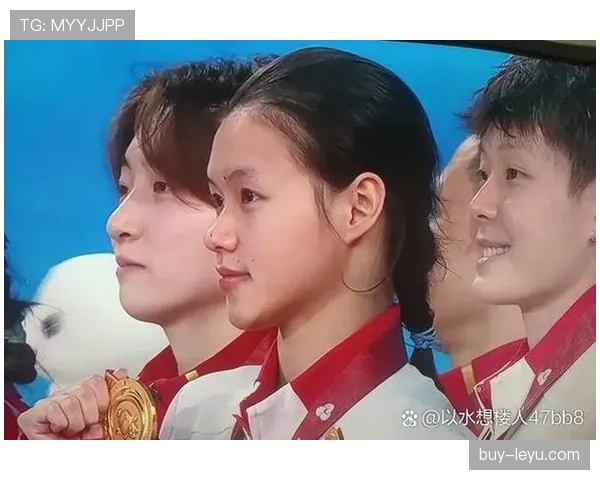 陈艺文跳水池边啃汉堡，教练脸都绿了